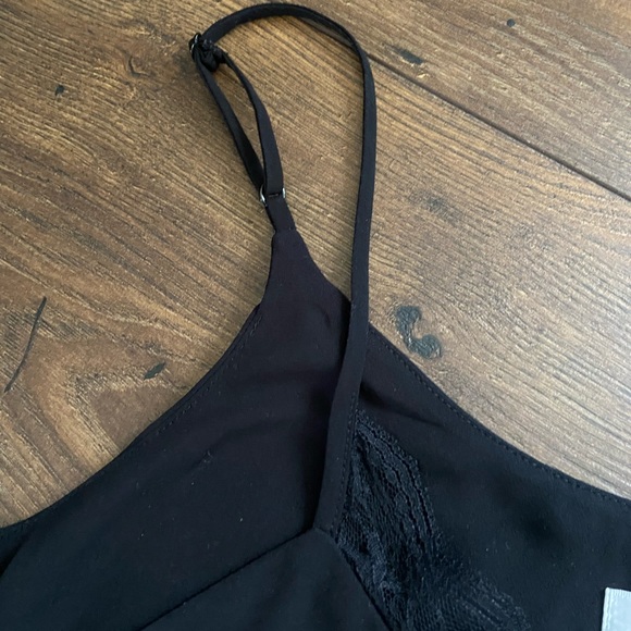 Simons Black Lace Trim Silky Cami, Size Large - Picture 4 of 8